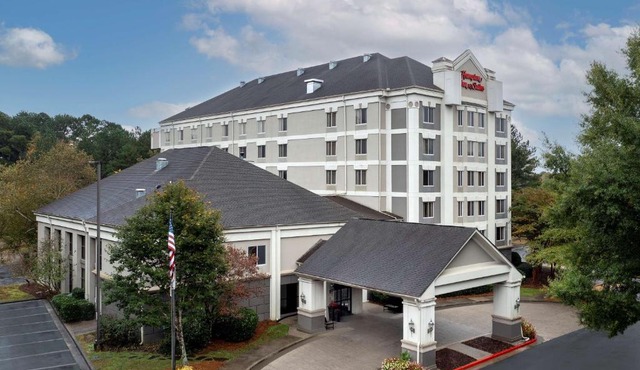 Hampton Inn & Suites Alpharetta-Windward