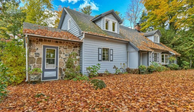 Hip Lakefront Ski Chalet