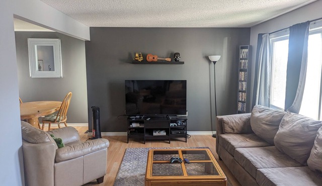 Home away from Home - Townhouse in Fort McMurray, AB