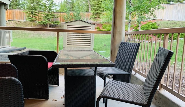 Huge Balcony/Mountain/Yard View/AC