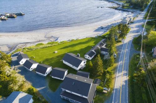 Hunts Point 1-BR Coastal Retreat - Cottage # 6