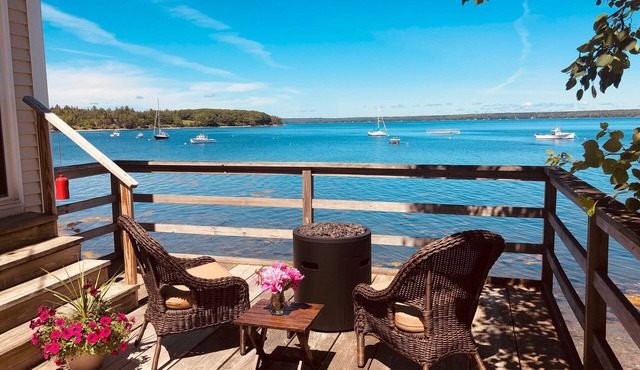 Idle Hour - Dramatic Direct Oceanfront, 2 bed 2 bath