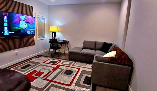 "Jite's Hub! Cozy 1-bedroom apartment! Perfect for solo travelers or couples.