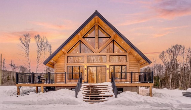 Kanata Tremblant: Ultra Luxury Oasis + Private Spa
