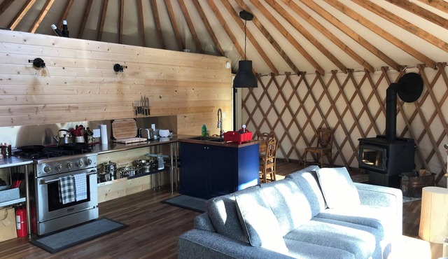 Kicking Horse Luxury Yurt with Hot Tub & Epic Views
