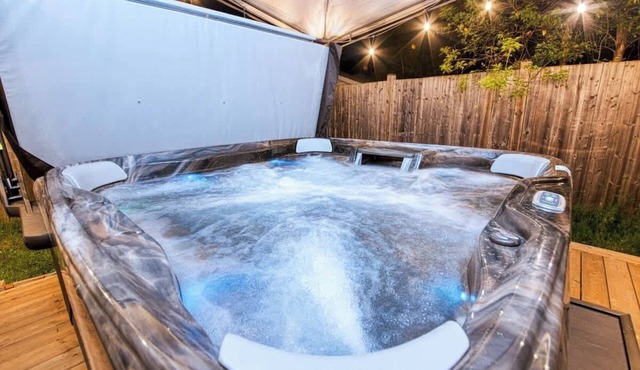 L'Anciennce Indigo - Vintage Stay Hot Tub BBQ!