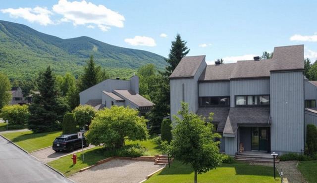 La Traversée | Mont-Sainte-Anne | Terrace & BBQ | 2 Tvs | 2 full Bathrooms