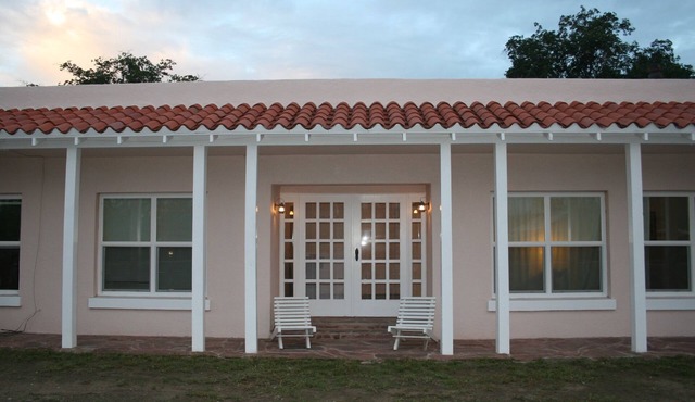 Labyrinth Retreat in Truth or Consequences A Cozy and Comfortable Home for 4!!
