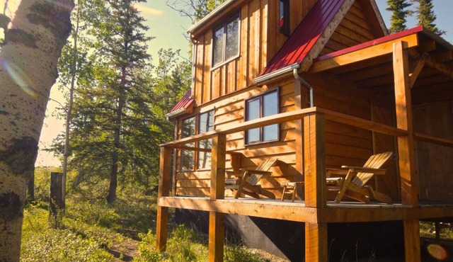 Lake View Cabin, Marsh Lake YT