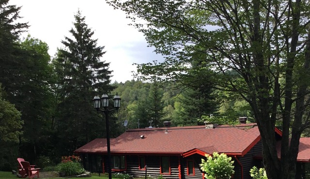 Lakefront Chalet Sanctuary