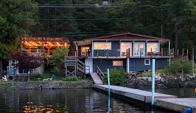 Lakefront Home with Hot tub & Sauna!