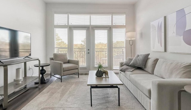 Landing | Chic 2BD, Pool, Gym