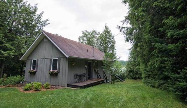 Laurentian Lakeside Cottages 49