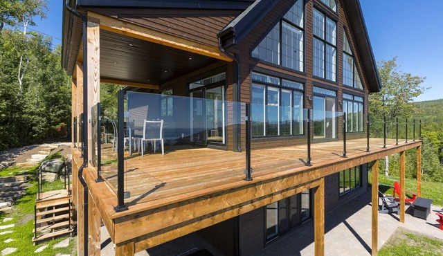 Le Côtier - With stunning view of the Saint-Lawrence river!