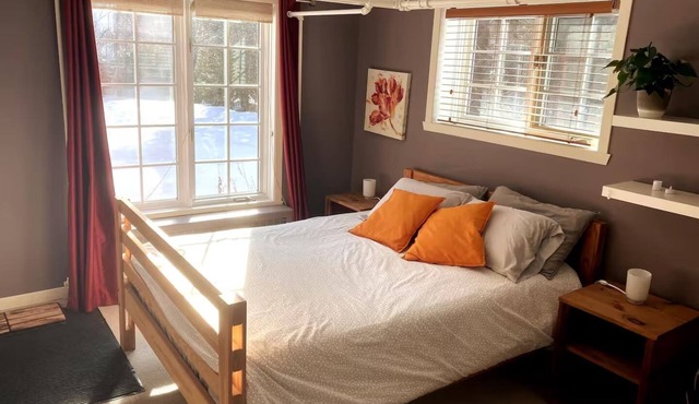 Le Havre Gris, a spacious private room for relaxing or working