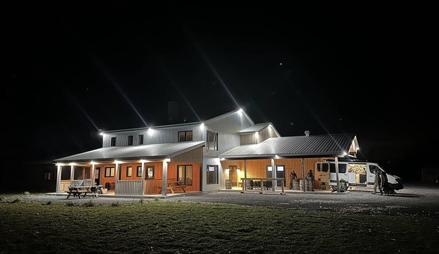 Le Lodge Vous Offre une Expérience Paisible et Immersive en Zone Agricole