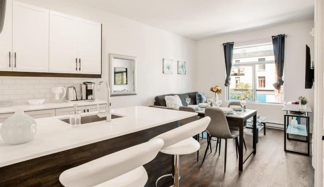 Le Mile End by M11 - Modern 1 BDR Unit with Sofa Bed