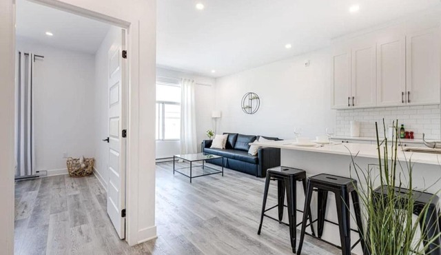 Le Mile End by M11 - Upscale & Spacious 1BDR with King Bed