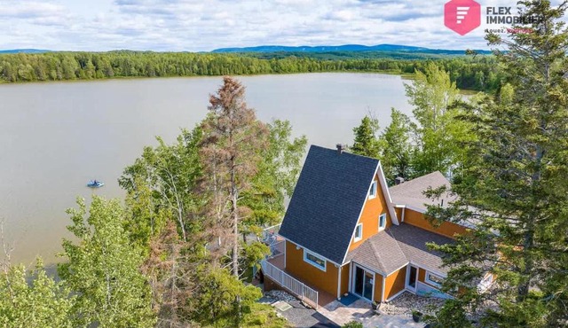 Les 3 Joyaux du Lac Michaud - Chalet Bord du lac Quai privé - Rimouski Matane