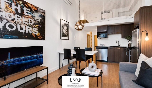 LiV MTL Main Plateau Urban Suites Near Downtown Montreal