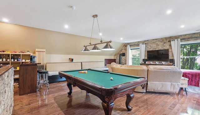 Loft Avec Foyer, Billard, Cinéma Maison et +