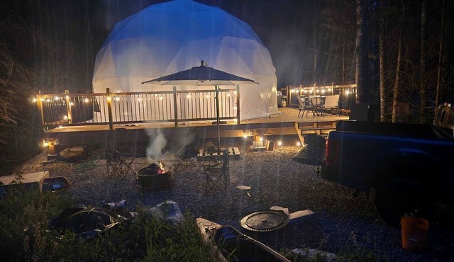 Lotus Glamping Dome 1