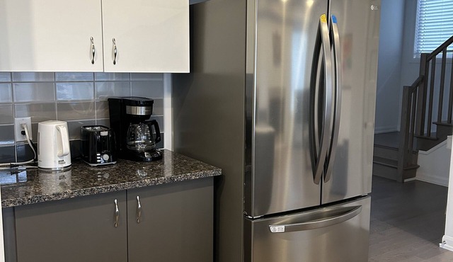 Lovely 2 rooms 2 beds, private bathroom free parking in a brand-new single home
