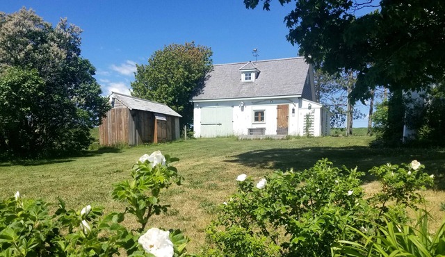 Lovely and Cozy 1 bedroom guest house on Ile D’orleans