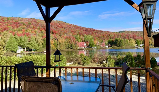 Lovely chalet on Lac Paré
