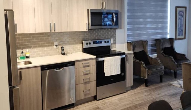 Luxurious, Comfy , peaceful and located in the heart of Mississauga.