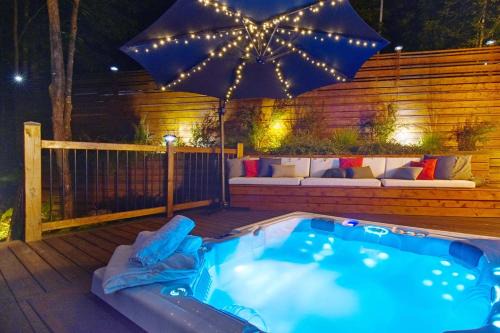 Luxurious log cabin with private spa