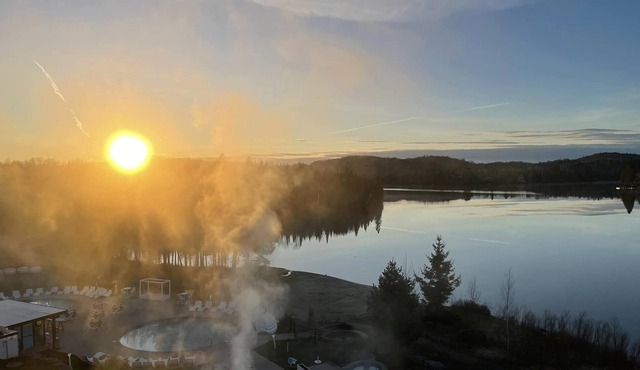 Magnifique Suite au Bord du lac à L'estérel, au Québec