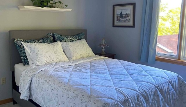 Maplewood Guest Room