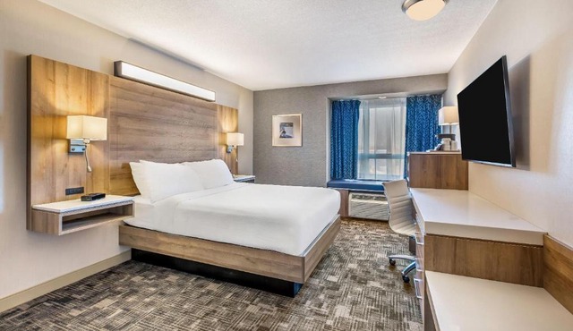 Microtel Inn & Suites by Wyndham - Timmins