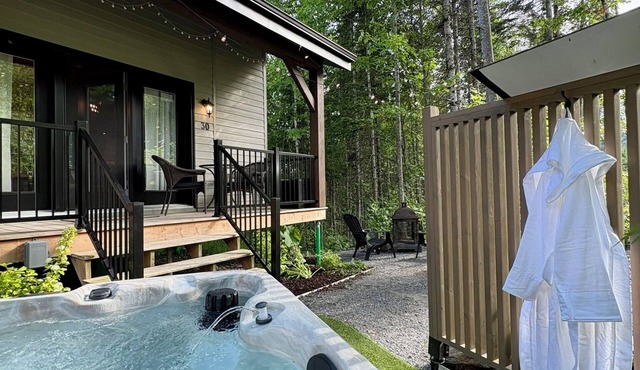 Mini chalet pour 2 -SPA et plein air -Le EVA