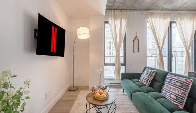 Modern 1BR in Old Montreal + Lounge Access