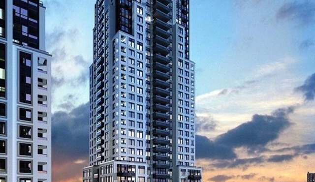 Modern 2BR + Parking + Gym, Etobicoke West Mall