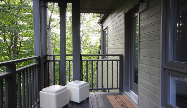 Modern Cottage on the Tremblant Mountain
