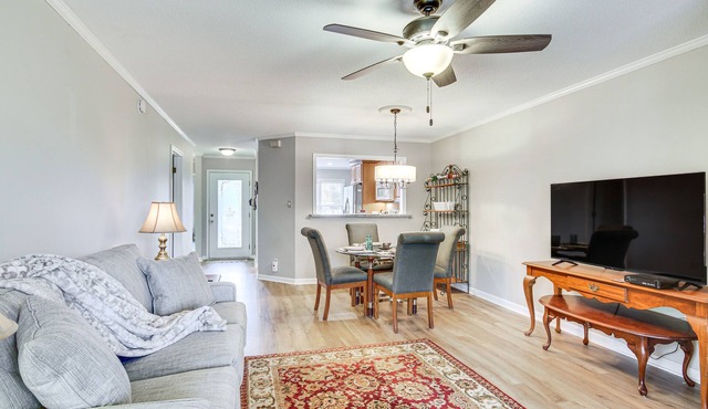 Modern McCormick Townhome on Lake Thurmond!