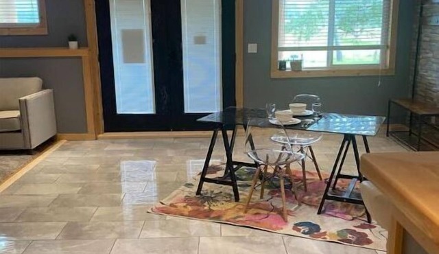 Modern one bedroom suite in the cariboo with a gym