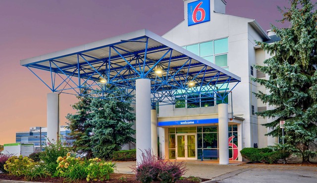 Motel 6 Burlington, ON - Toronto West - Oakville