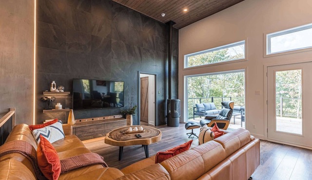 Mountain Chalet: Sauna, Hot Tub & Fire Pit
