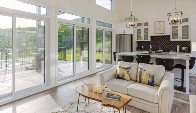Mountain Escape w/Pool, Near Ski Slopes & Trails