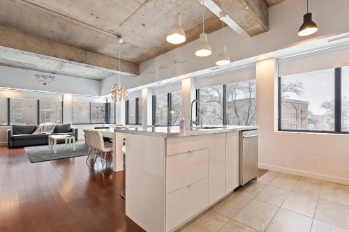 mtlFlats - Condotel Le Luxe
