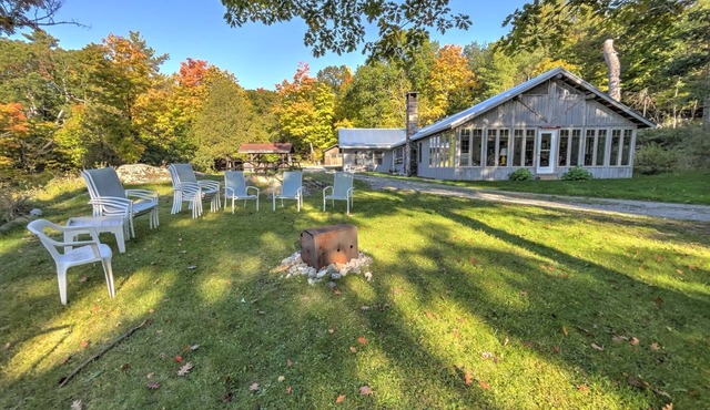 Multnomah - Multi-family estate on the Rideau
