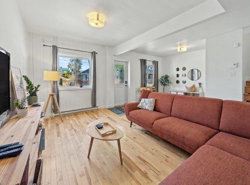 Muray 4BR family home Private Garden 15 mins to Downtown