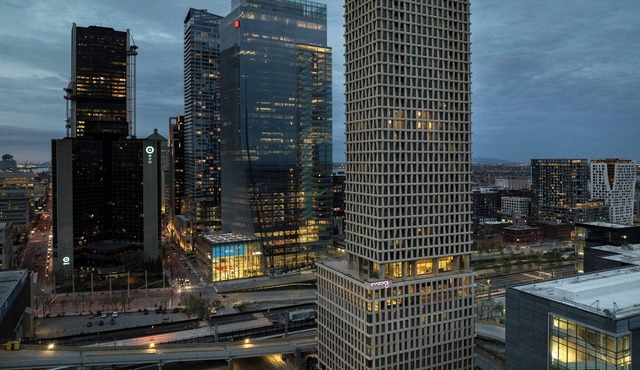 New Hotel Moxy Montreal Downtown