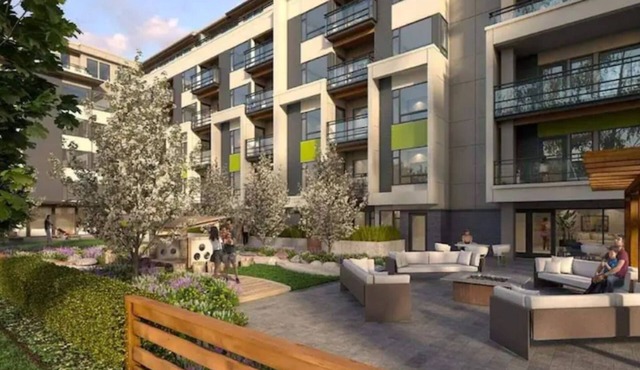 New, modern apartment, 1bdr + den (office)