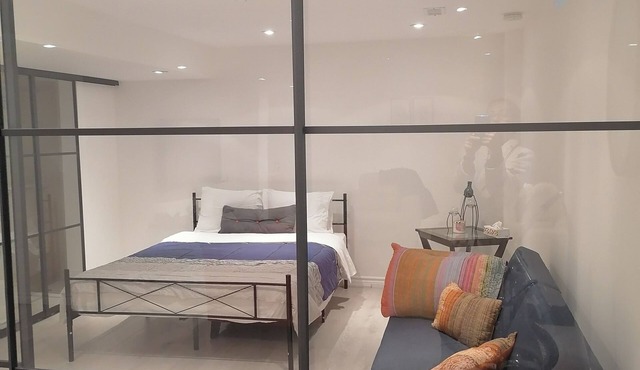 New private modern apartment basement in Milton