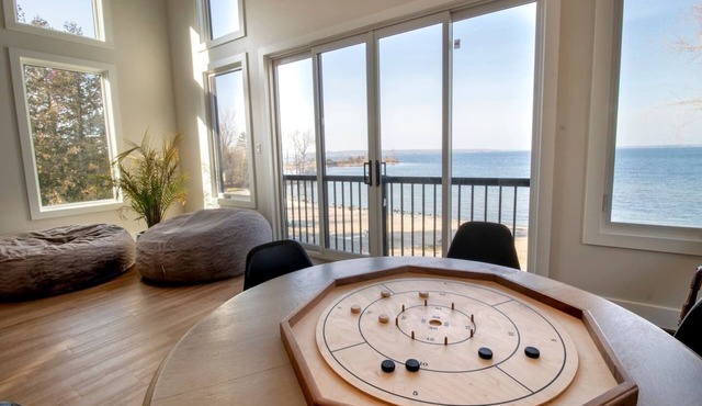 Newly Built 3 bedroom Beachfront Home